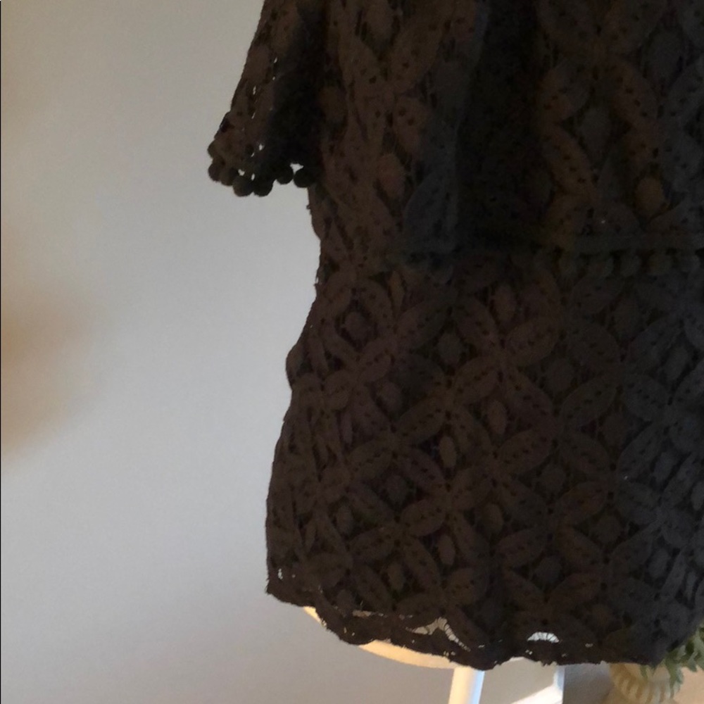 Black Lace Ruffle Top - Picture 3 of 5